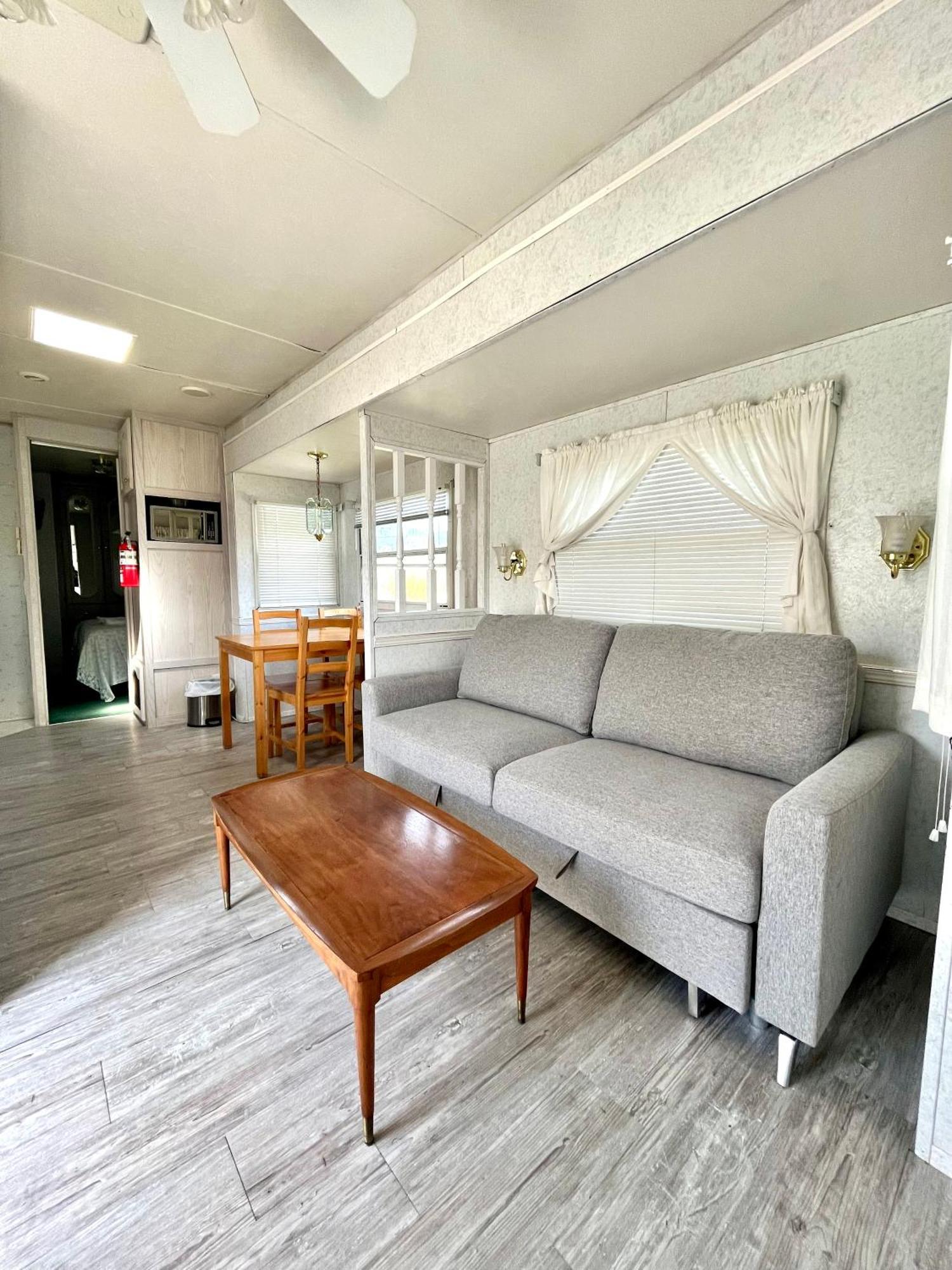 Roberts Roost Resort Кунел Екстериор снимка